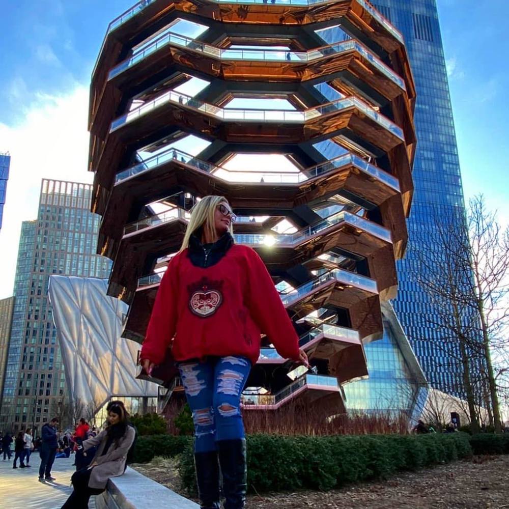 Meet your Posher, Natasha